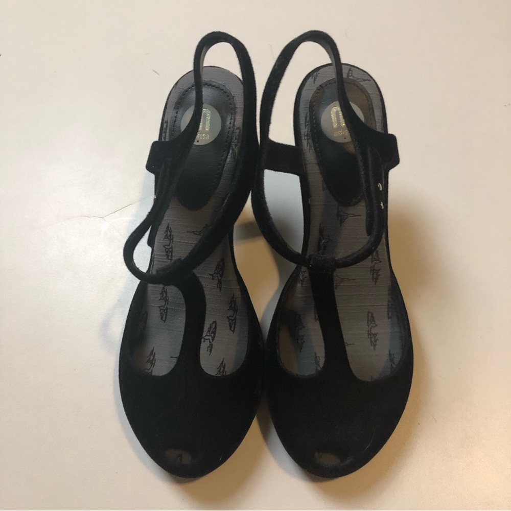 Melissa Heels - Picture 3 of 7